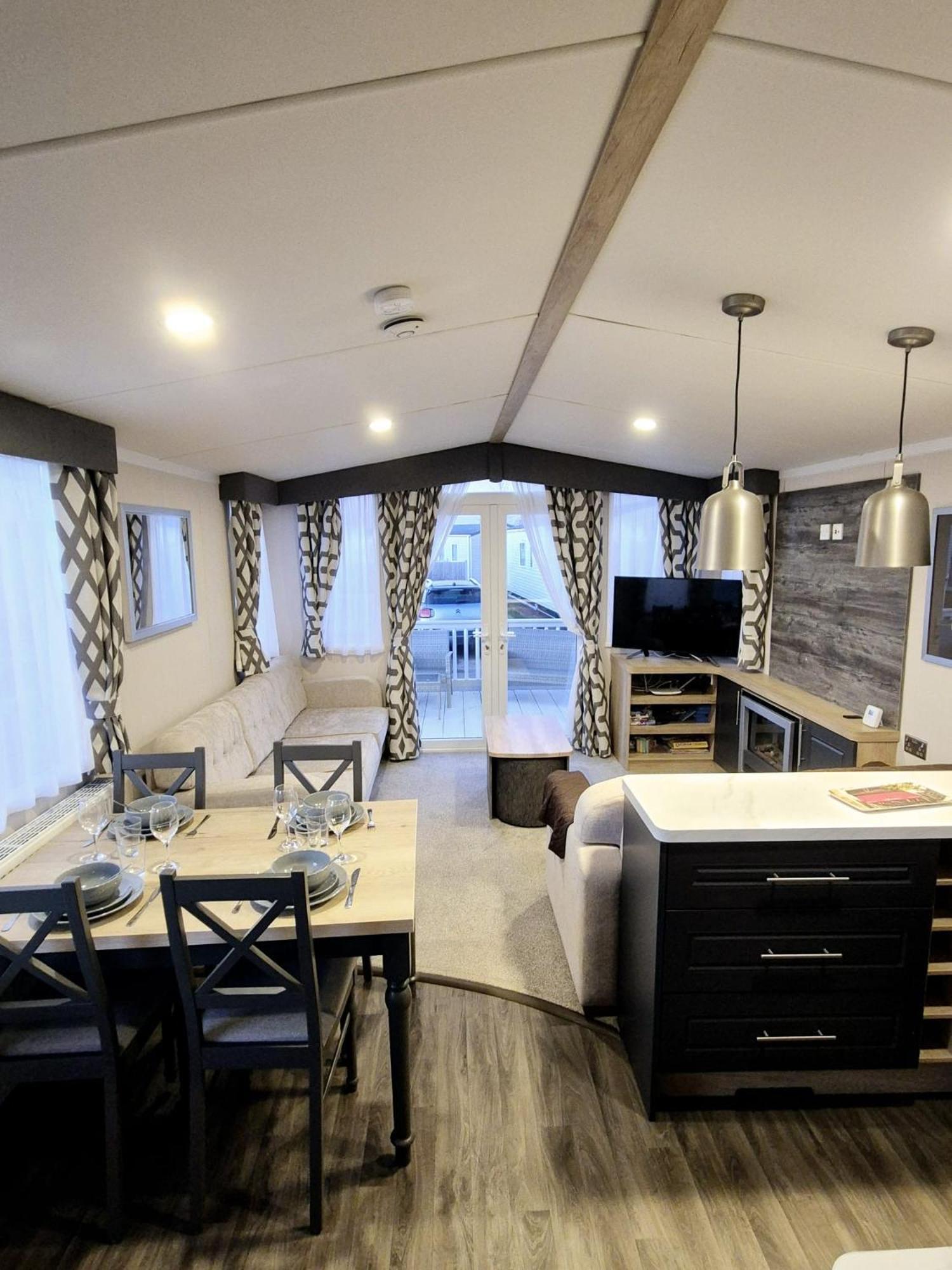 Luxury 3 Bedroom Holiday Home 마게이트 외부 사진